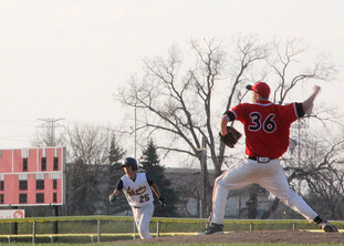 19-4 Wolves Baseball Lose to New Trier