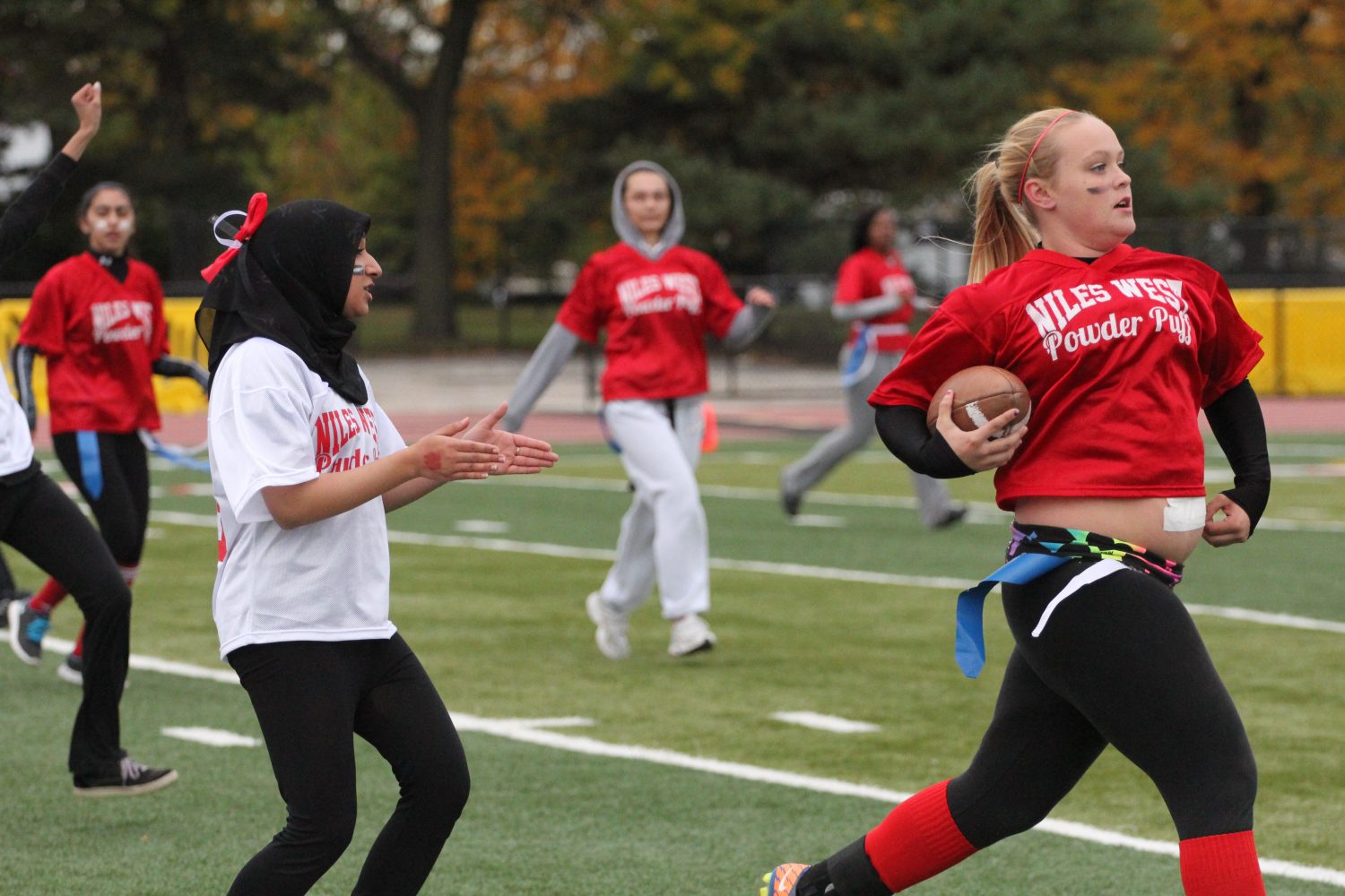 Red Team Dominates the White in Annual Powderpuff Game