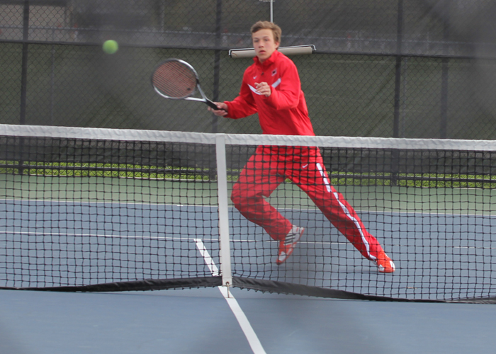 Boys Varsity Tennis Sweeps Wheeling in Season Opener