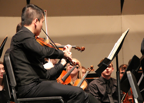 University of Iowa Orchestra Performs at Niles West
