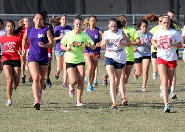 2014 Niles West Girls Cross Country Preview