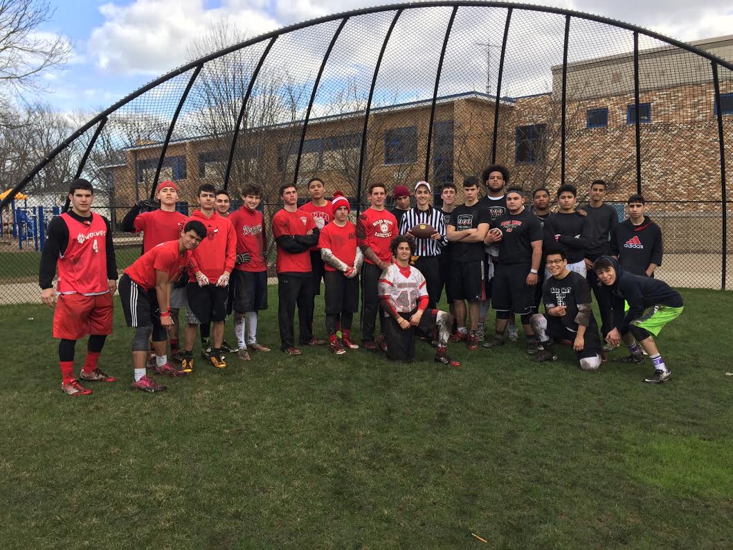 A large group of seniors participate in the annual Turkey Bowl. Photo by Sokol Delisi