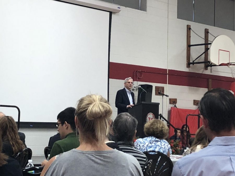 Garland delivered his speech to students, staff, and members of the Lincolnwood community.