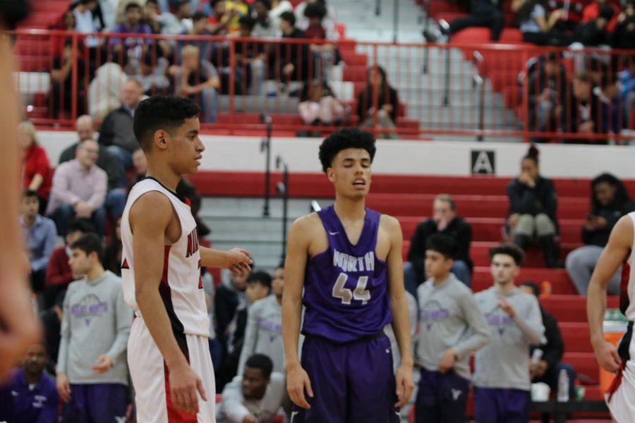 Kevin Guillaume getting ready to take his free-throw shot.