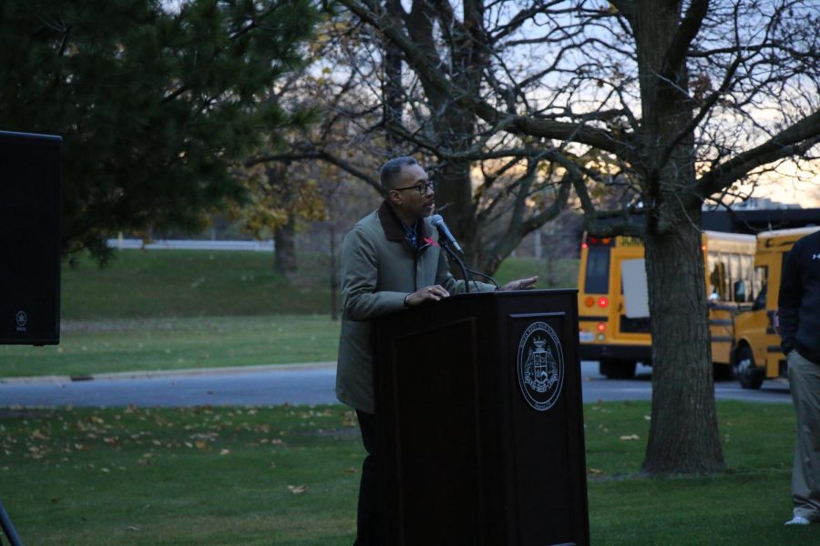 Dean Larry Waites tells the crowd about his dad and step-dads time in the U.S. Army. 