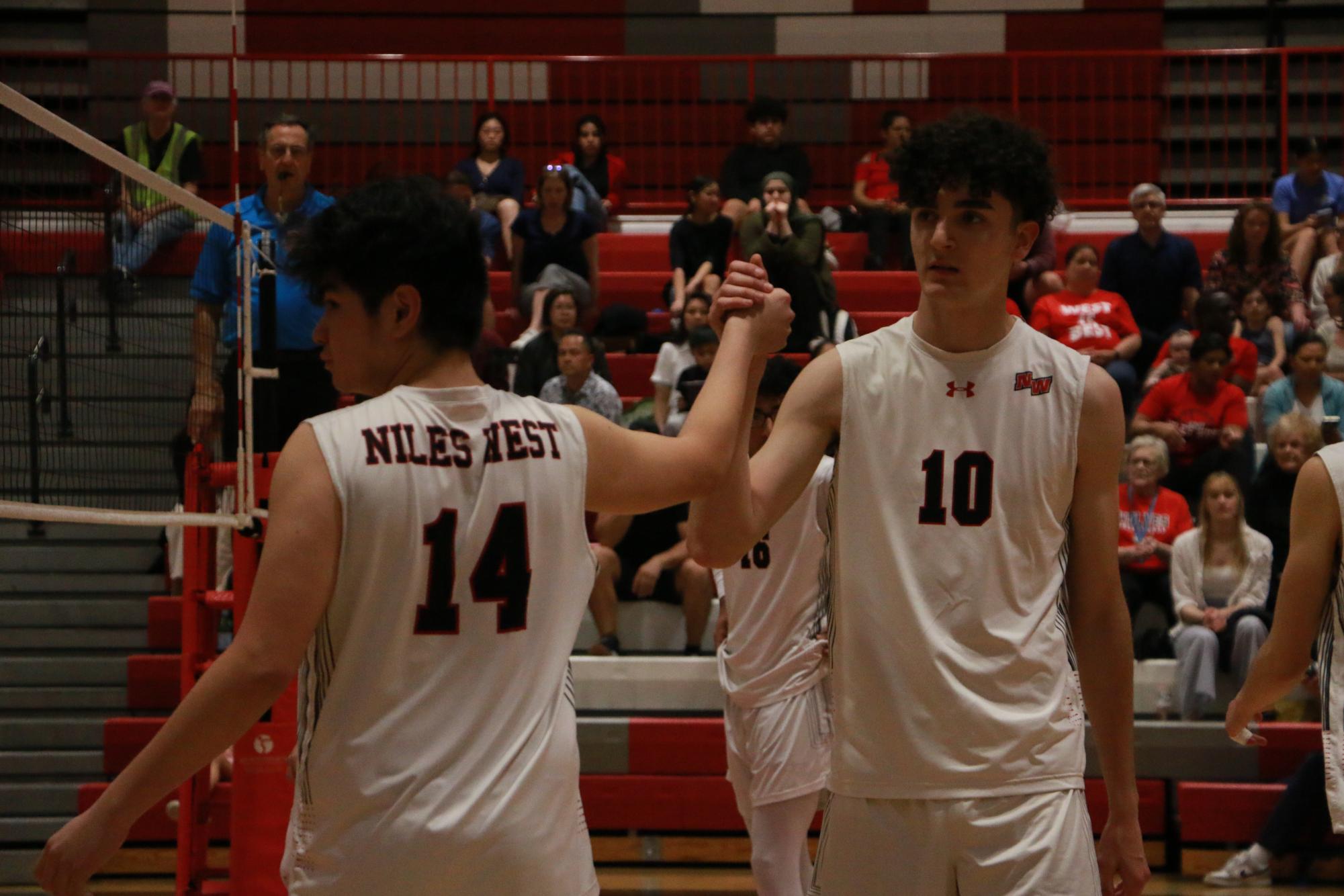 Intense Showdown as Niles West Boys Volleyball Take on Niles North Vikings in Rivalry Clash