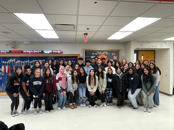 HOSA members pose for their yearly picture. 