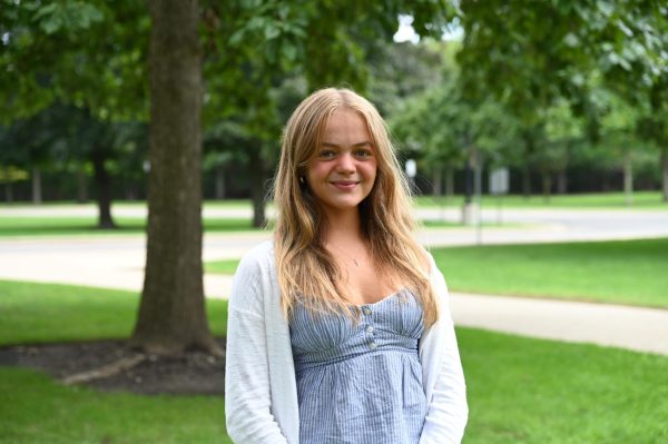 Opinion: Crewnecks Are Better Than Hoodies