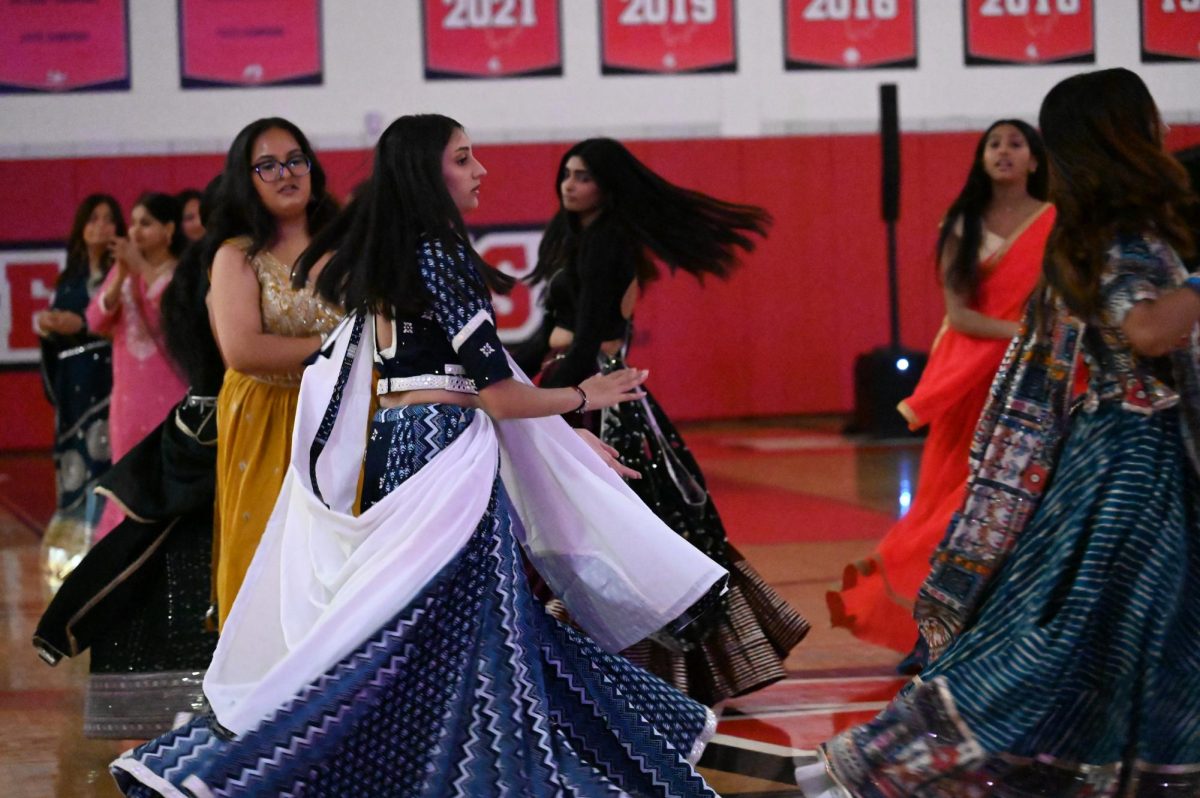 SASA offered a workshop Wednesday, Oct. 1. Students learned various Garba dances to prepare for the event. 