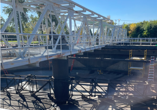 The primary settling tank gets all the debris to the bottom of the pit and then the water is drained down the hole. 

