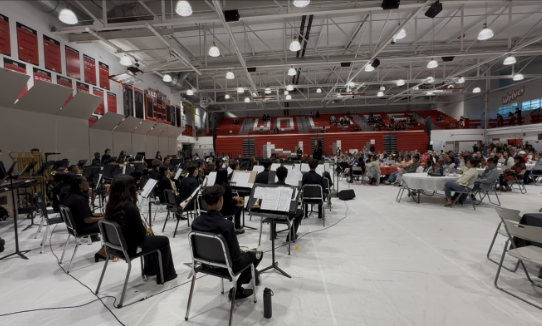 The Pasta and Pop fundraiser was held by the Fine Arts department and included performances from band, orchestra, and choir. Image via Justin Johnson.